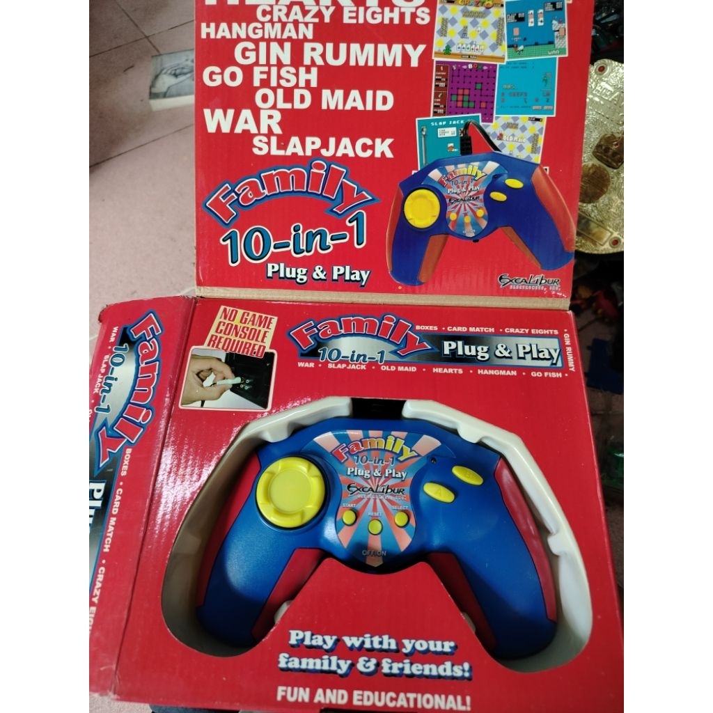 เกมมือถือเล่นกับโทรทัศน์​ Family 10-in-1 TV Plug & Play Excalibur Electronics Card Games System VR10