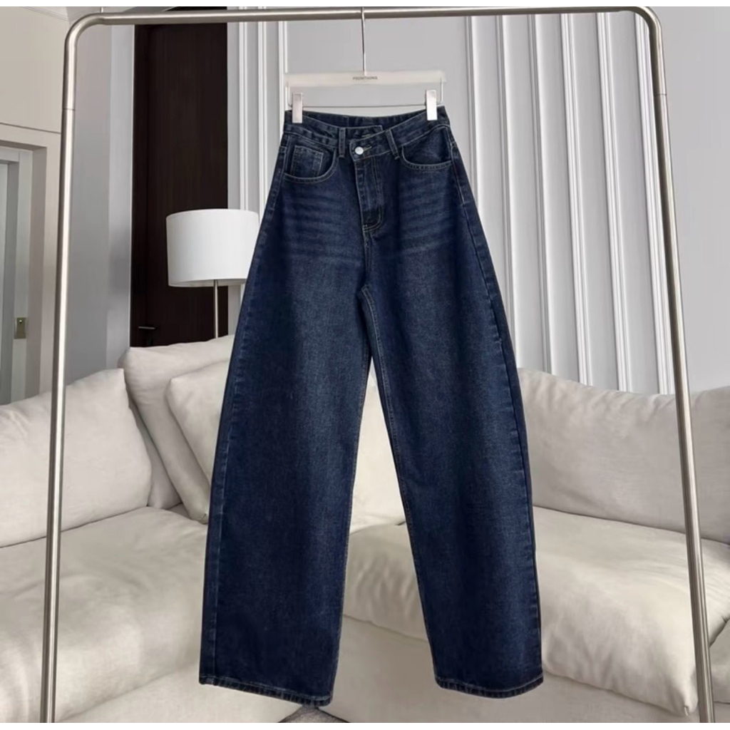 กางเกงยีนส์ PROMTHONG ขากระบอกโค้ง สีมิดไนท์บลู