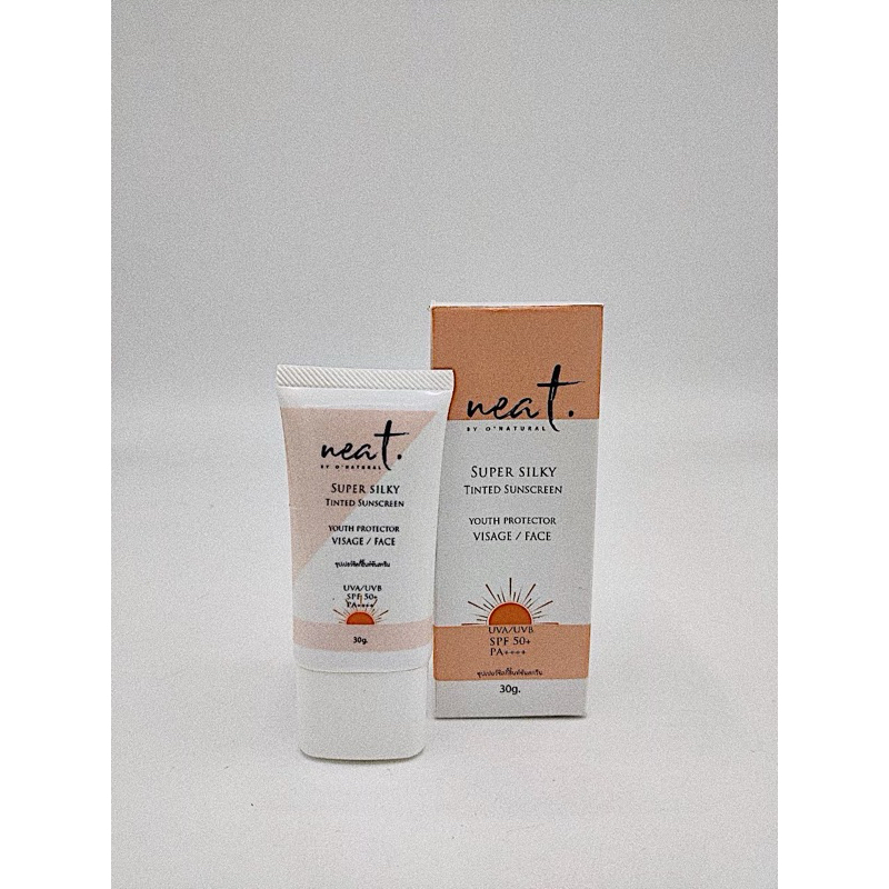 กันแดดผสมรองพื้น Super Silky Tinted Facial Sunscreen UVA / UVB SPF 50+ PA +++