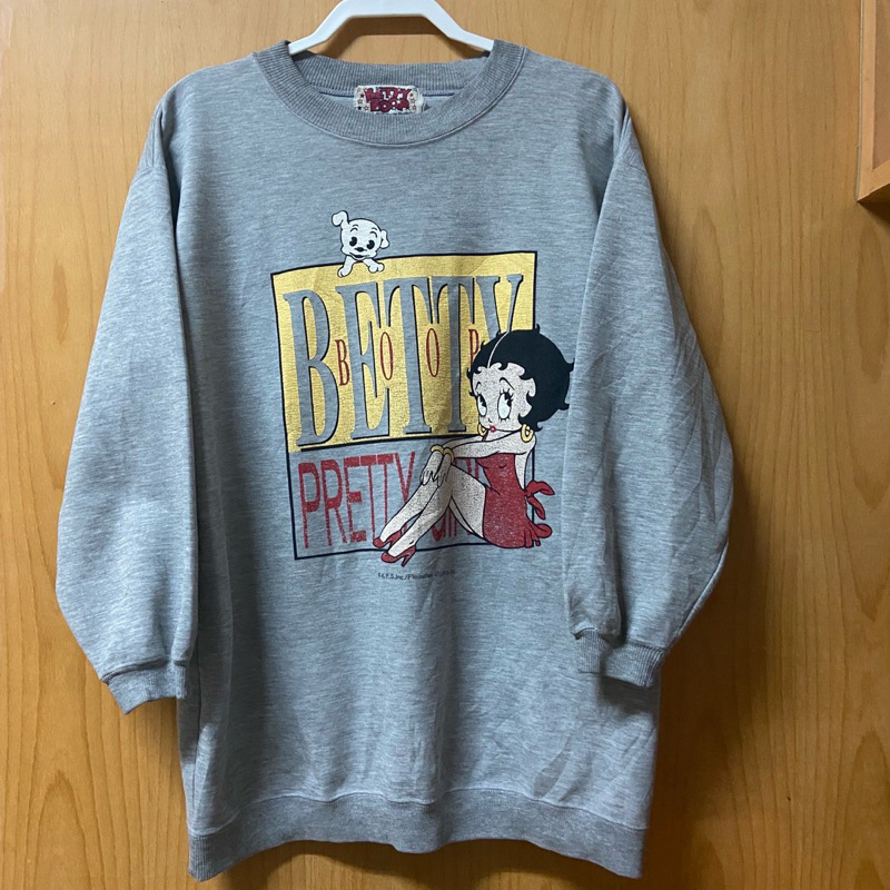 เสื้อsweater Betty Boop แท้มือสองทรงสวย สภาพดี