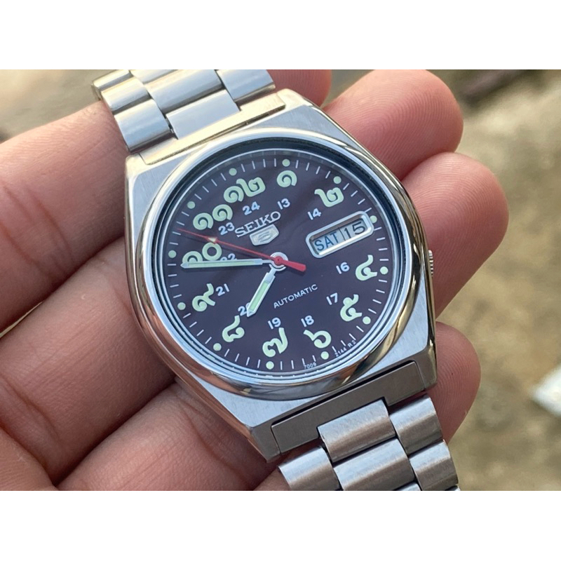 มาใหม่‼️ Seiko5 automatic 7009 แท้ หน้าหน้าปัดเลขไทยทรงเหลี่ยมสีแดงเลือด สวย