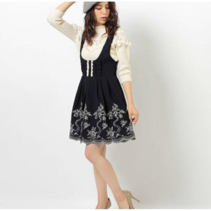 เอี้ยม Lizlisa สวยมากๆค่ะสายแบ๊วควรมีไว้ครอบครอง😘💕แบรนด์ญี่ปุ่น 🇯🇵แท้ค่ะ