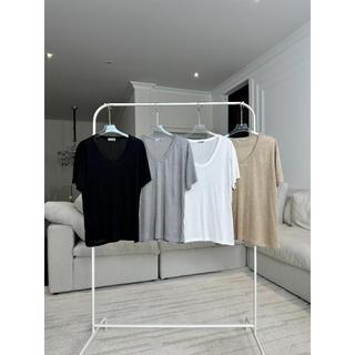 เสื้อยืดคอวีผ้าสลาฟ Unisex PROMTHONG