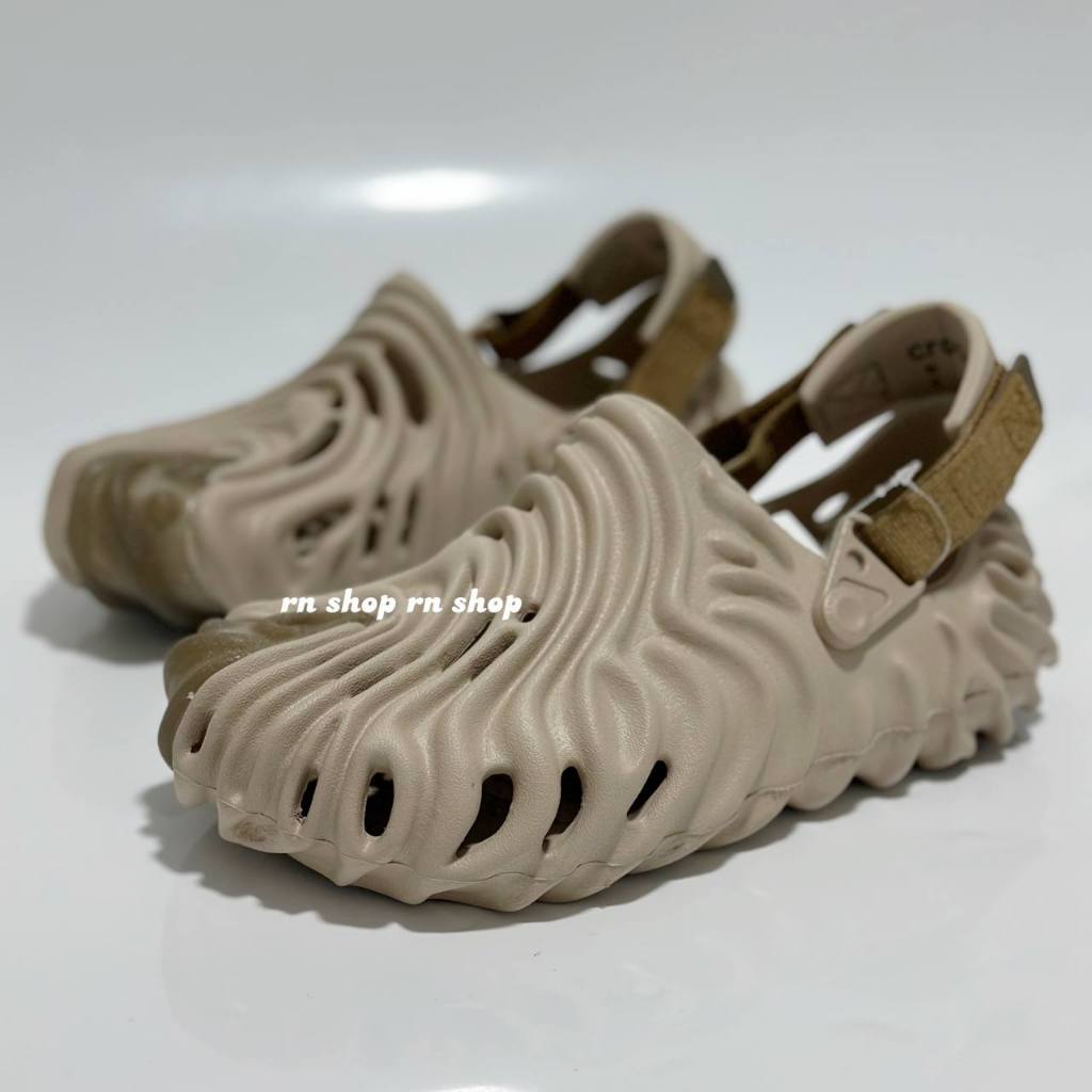 Bembury x Crocs Pollex Clog รองเท้าลำลองผู้ใหญ่ แตะลําลองแฟชั่น เหมาะกับการเล่นกีฬา