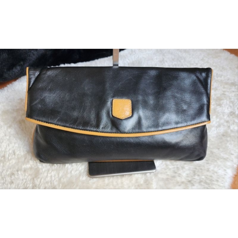 กระเป๋ามือสองแบรนด์แท้💯CELINEแท้💯