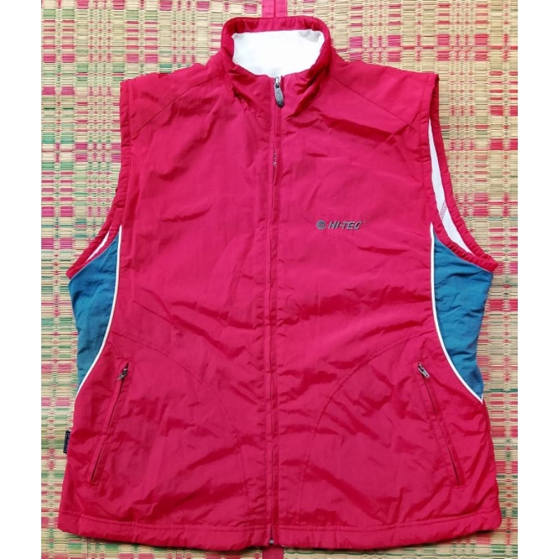 เสื้อกั๊ก  Hi-tec มือสองญี่ปุ่น