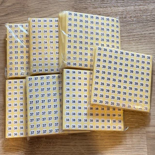 สติ๊กเกอร์ตัวเลขเดียวกันทั้งแผ่น 0-150 พื้นขาว 10mm 100 ดวง/แผ่น Stickers