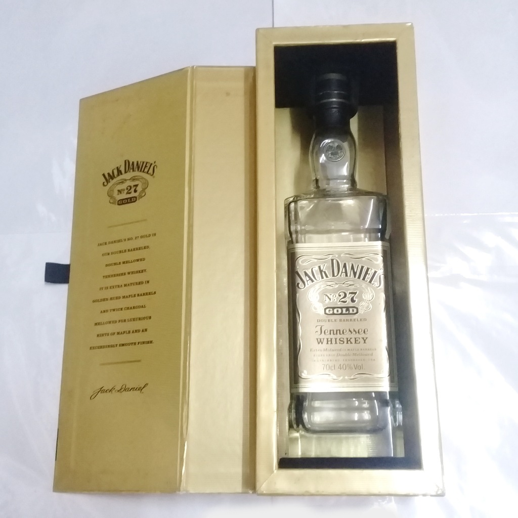 ขวดเหล้าเปล่า พร้อมกล่อง  Jack Daniel's No.27 Gold ขนาด 700ml