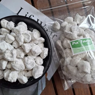 บ๊วยเค็มป้าแต๋ว ขนาด500กรัม รสชาติเค็มนำตามด้วยความหวานห่างๆ อร่อยน้ำลายสอ ชุ่มคอ บ๊วยฟูจิ บ๊วยเค็มแท้