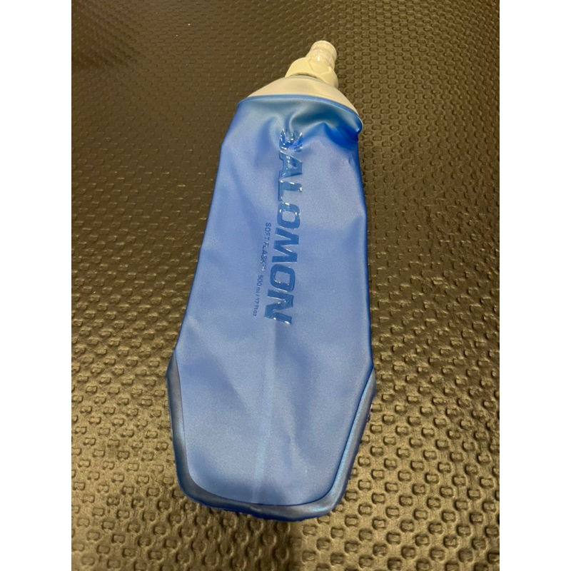[พร้อมส่ง] SALOMON Solf Flask 500ml ขวดนิ่ม ปากเล็ก 1 ขวด ราคา ถูกที่สุด ดีลบีเคเค