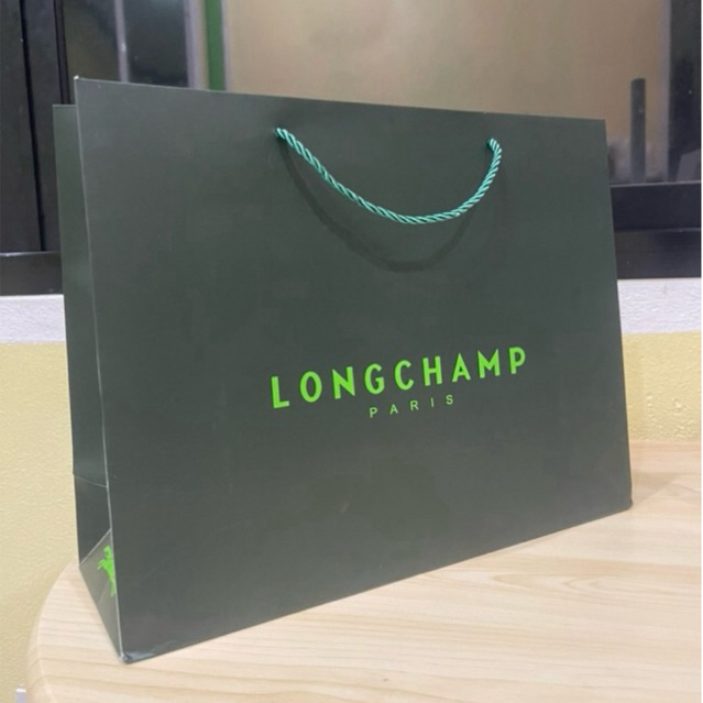 ถุง กระดาษ แบรนด์ ลองชอมถุงของขวัญLONGCHAMPเก็บโค้ดส่งฟรี(ถุงกระดาษเขียวLongchamp)