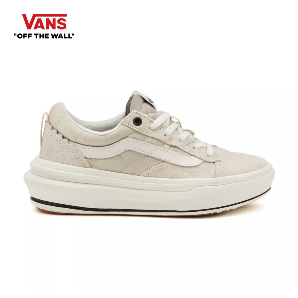 VANS OLD SKOOL OVERT PLUS CC-COZY CAMPER BONE WHITE รองเท้า รองเท้าผ้าใบ ผู้ชาย ผู้หญิง