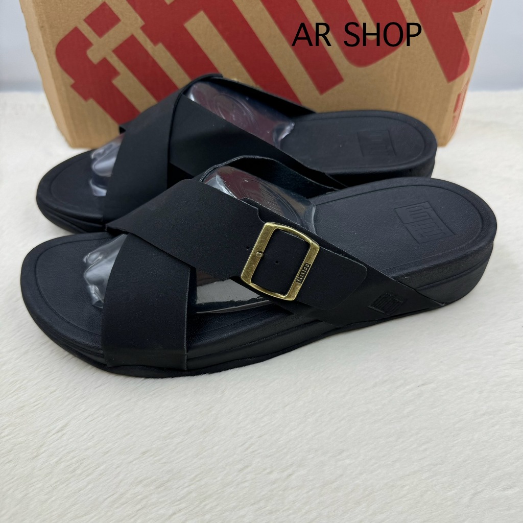 รองเท้าแตะแบบสวม Fitflop สำหรับผู้ชายมาใหม่ สายนิ่มมากใส่สบายไม่เจ็บเท้าใส่ทน และมีความแข็งแรงไม่ขาดง่ายค่ะ