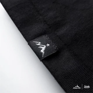 EVERESTER เสื้อยืด เสื้อคอฟิต Cotton 100% เสื้อผู้ชาย Death Of Hero ดำ เสื้อผ้าผู้ชาย EXP