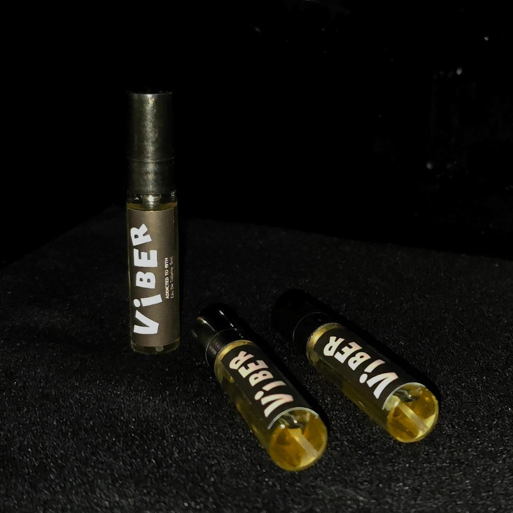 น้ำหอม ViBER กลิ่น Addicted to 19th กลิ่น Tobacco ที่ไม่ฉุน สุดหล่อ ขนาดทดลอง 5 ml.