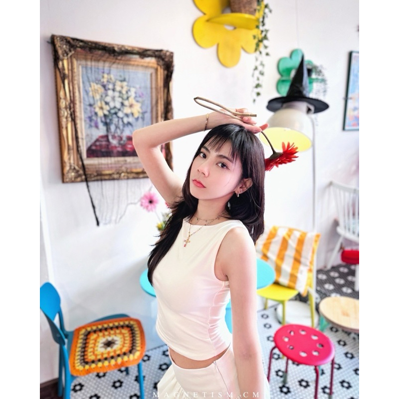 Collarless baby tee by Magnetism.cm