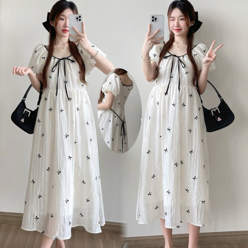 ชุดคลุมท้องสีขาวปักโบว์สีดำใส่สบาย พร้อมส่ง