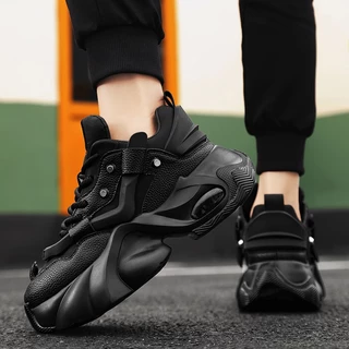【Venous】2025 รองเท้าผู้ชายสีดำแบบหนาปี รองเท้าผ้าใบแบบเป็นกันเอง รองเท้ากีฬาผู้ชายพื้นยาง Size 37-46