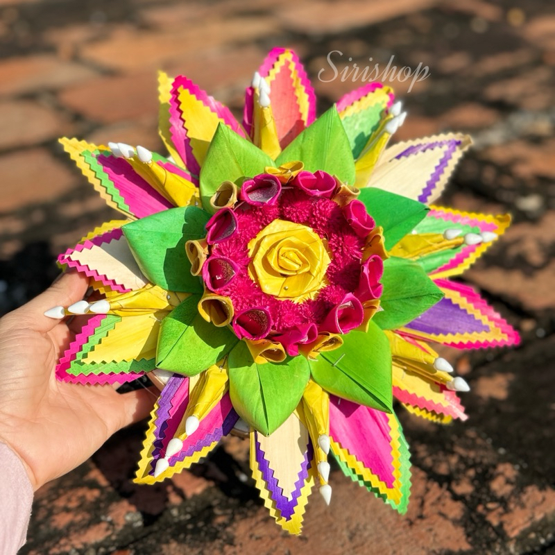 กระทง (ขนาด10นิ้ว)กระทงใบลานตากแห้งย้อมสีคละสีสันสวยงาม เก็บไว้ได้นาน