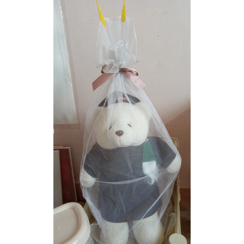 ตุ๊กตาหมี รับปริญญา ชุดครุยธรรมศาสตร์ คณะแพทยศาสตร์ สีเขียว มือสอง ขนาดใหญ่