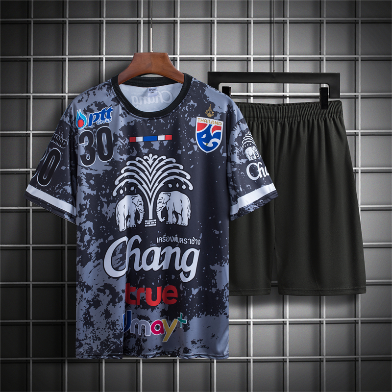 🔥สินค้าพร้อมส่ง🔥เสื้อยืด+กางเกงขาสั้น ชุดกีฬาผู้ชา ชุดกีฬา ชุดฟุตบอล  + ธงLogoช้าง ชุดกีฬา 2 ชิ้น - รูปที่ 5