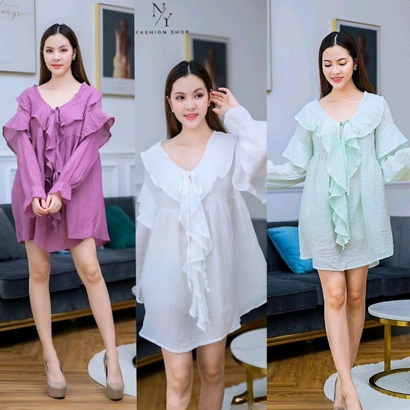 ใหม่.เสื้อแขนยาวคอระบายทรงสวยสาวอวบ Free size:32 - 44 นิ้ว.ใส้สวย( หน้าผ้า 46 นิ้ว)เป็นผ้าคอตตอนอัดยับ.