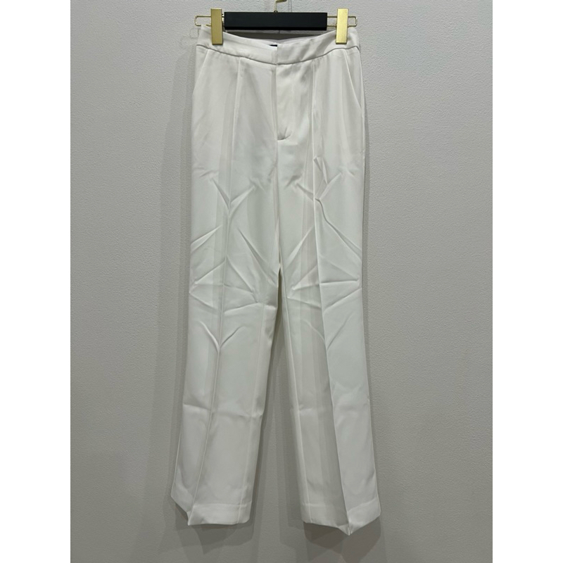 กางเกงขายาว สีขาว ทรงขาม้า แบรนด์ fufala ไซส์ xs