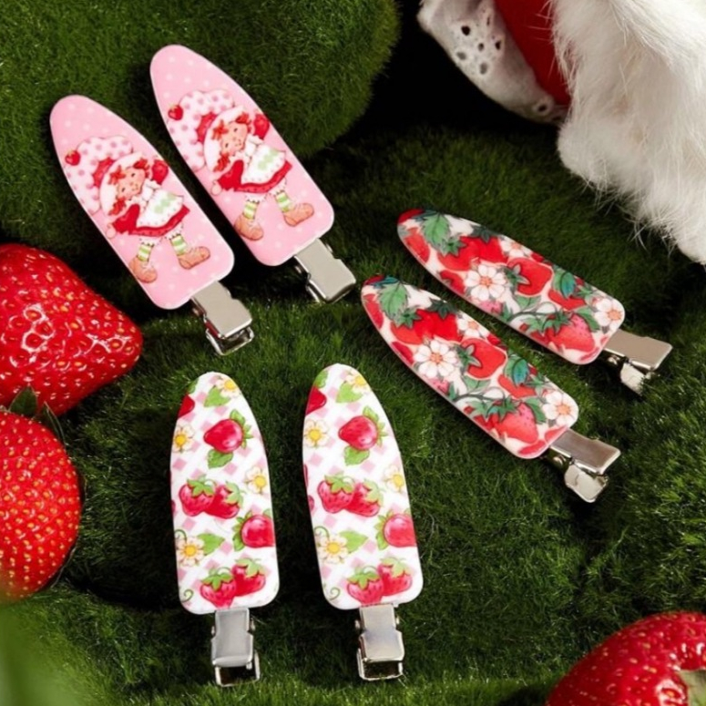 (พร้อมส่ง ) Strawberry Shortcake เซ็ท 6 ชิ้น กิ๊บติดผม กิ๊บแต่งหน้า