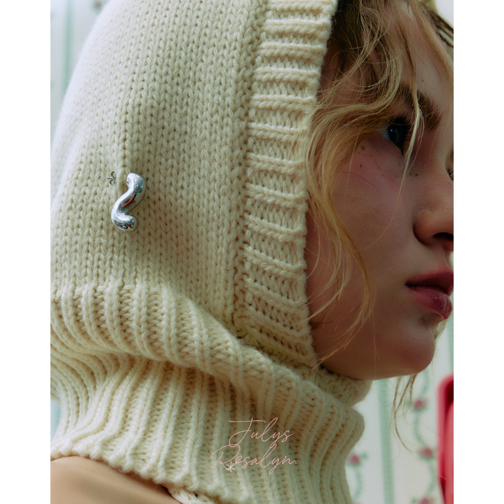 Julys - maggot earrings