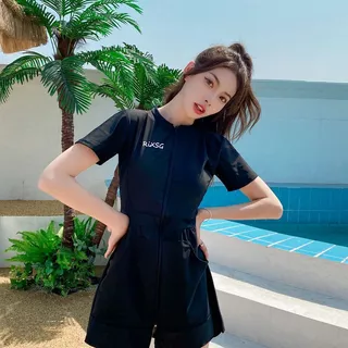 Hot.bikini🥰ส่งไวจากไทย🥰ชุดว่ายน้ำผู้หญิง ชุดว่ายน้ำแฟชั่น two piece ผ้าแห้งไว สไตล์แขนสั้น สไตล์สปอร์ต