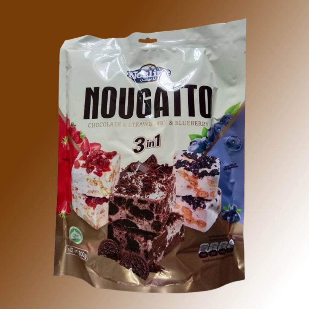 Nezline Nougatto chocolate and strawberry and blueberry: ขนมปังไส้ช็อกโกแลตเค็ก ทานแล้วอร่อย  สินค้า