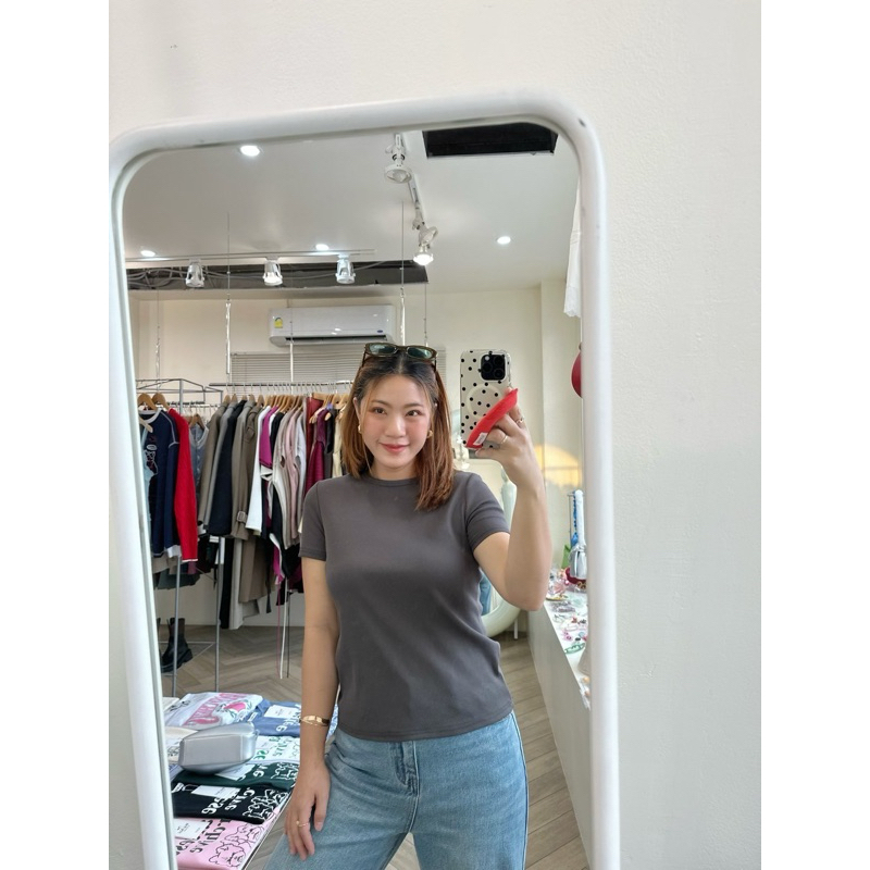 Front Nine :  Demie Top เสื้อยืดแขนสั้น ผ้าร่อง ทรง Baby Tee