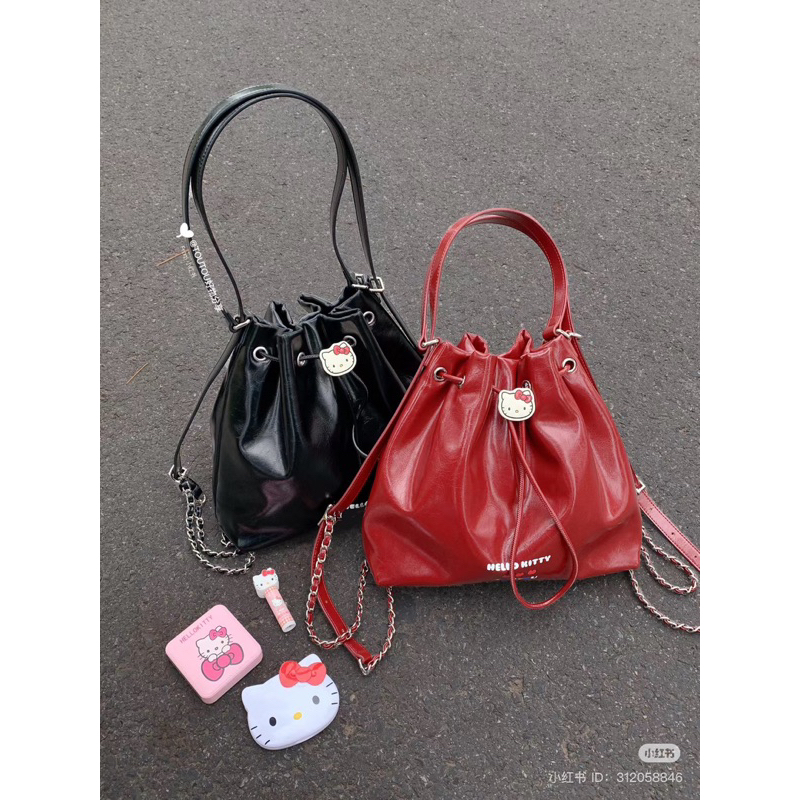(พร้อทส่ง/พรี) TOUTOU x Hello Kitty sholuder backpack กระเป๋าสะพาย/เป้ (ใช้โค้ดลด20-30%) จากช็อปแท้