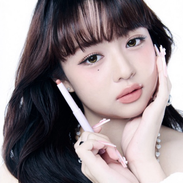 ลิปไลเนอร์ ลิปเลเยอร์ ลิปเบลอขอบปาก KAGE Cloudy blending lip