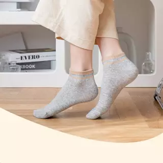 พร้อมส่ง ถุงเท้าแฟชั่น ถุงเท้าผู้หญิงลายขอบ ข้อสั้น