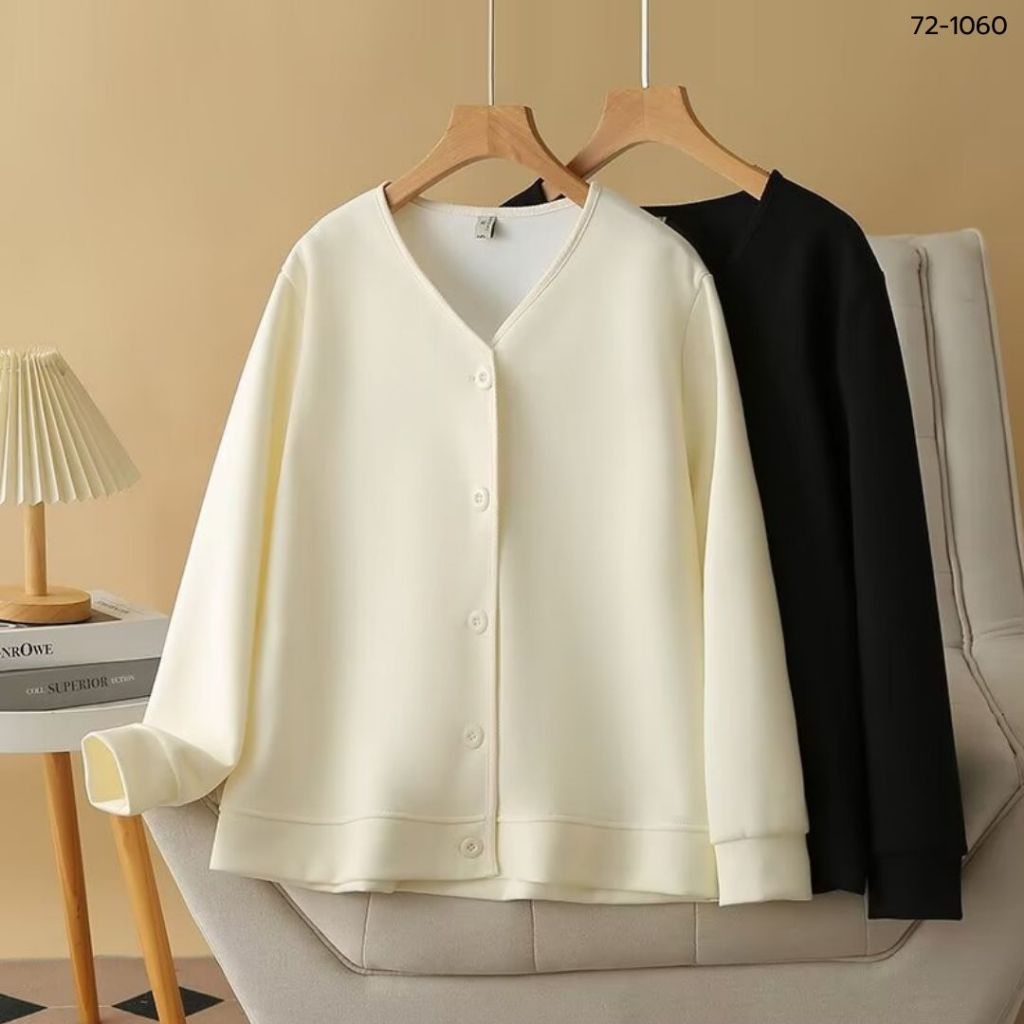 72-1060 เสื้อคลุมกระดุมหน้า Lady and the Trim อก44-52 นิ้ว