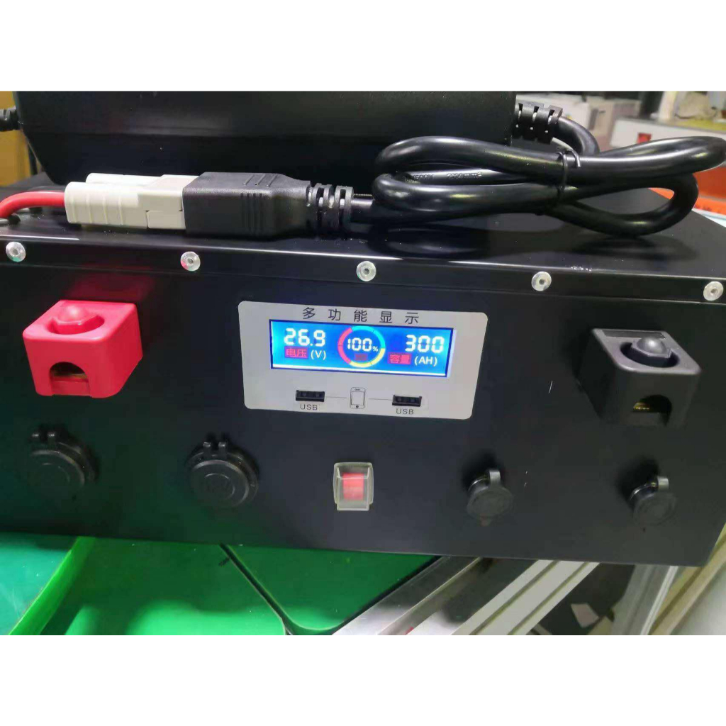 LiFePO4 Battery 24V/48 100Ah/200Ah/300Ahมีหน้าจอแสดงผล แบตเตอรี่ลิเธียมฟอสเฟต แถมที่ชาร์จ 20A  (รับป