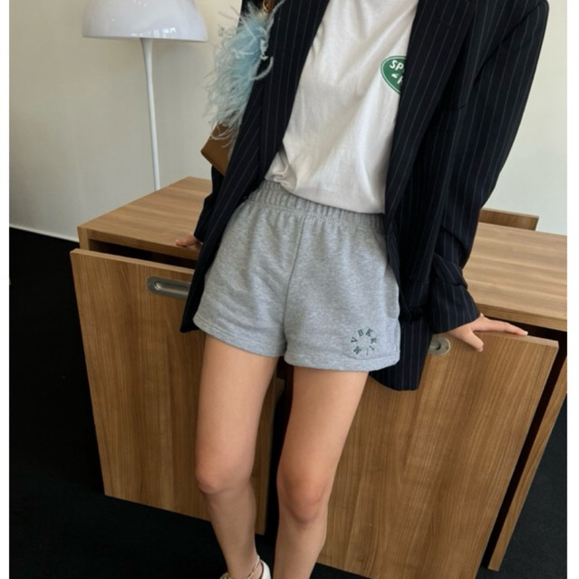 MVBKK BABIE SHORTS กางเกงขาสั้นงานปัก