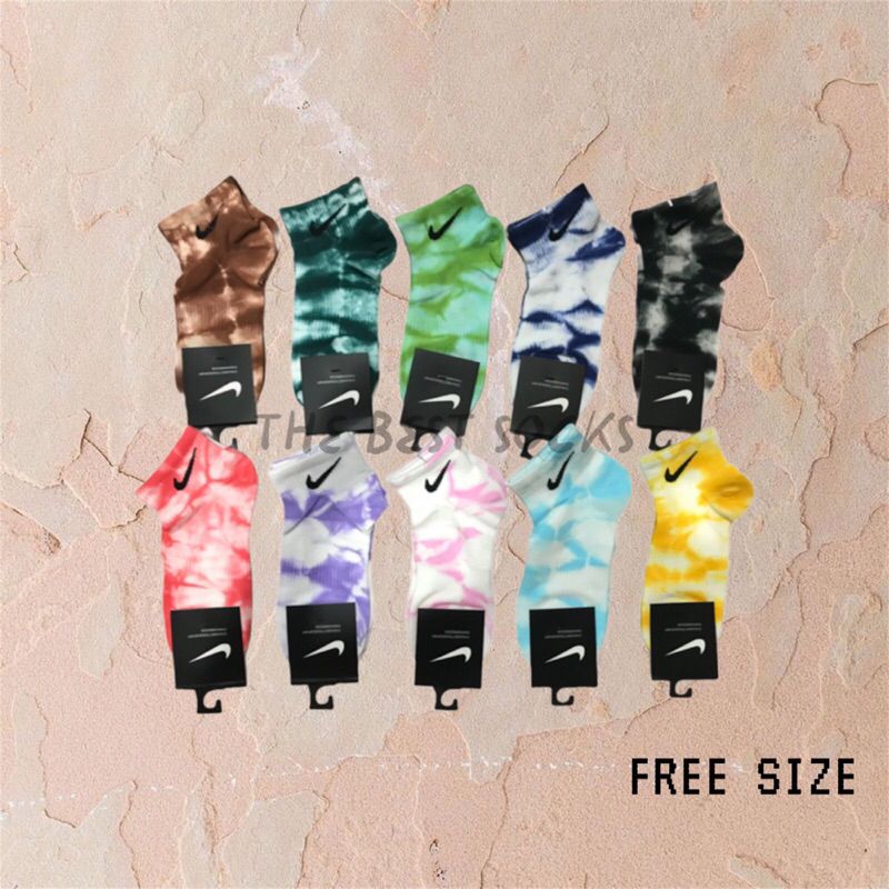 ถุงเท้าสตรีทมัดย้อม Nike ข้อเท้า FREE SIZE