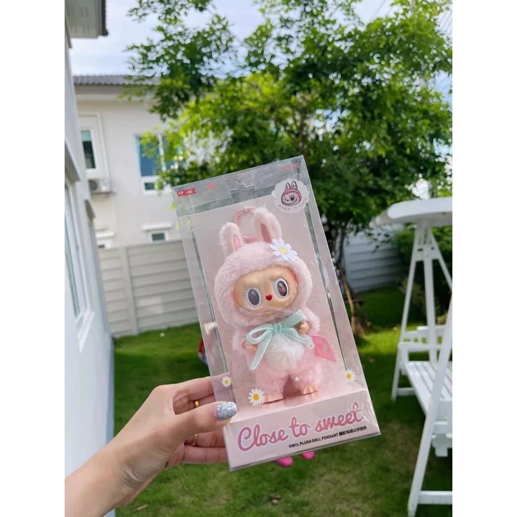 100%ของแท้ ในสต็อก POPMART LABUBU MOKOKO Sweetheart Series CLOSE TO SWEET 17cm