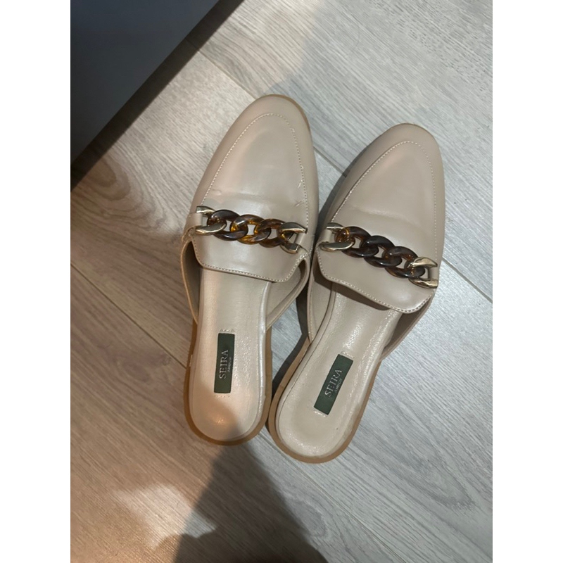 รองเท้าseiraมือสองสภาพ90%