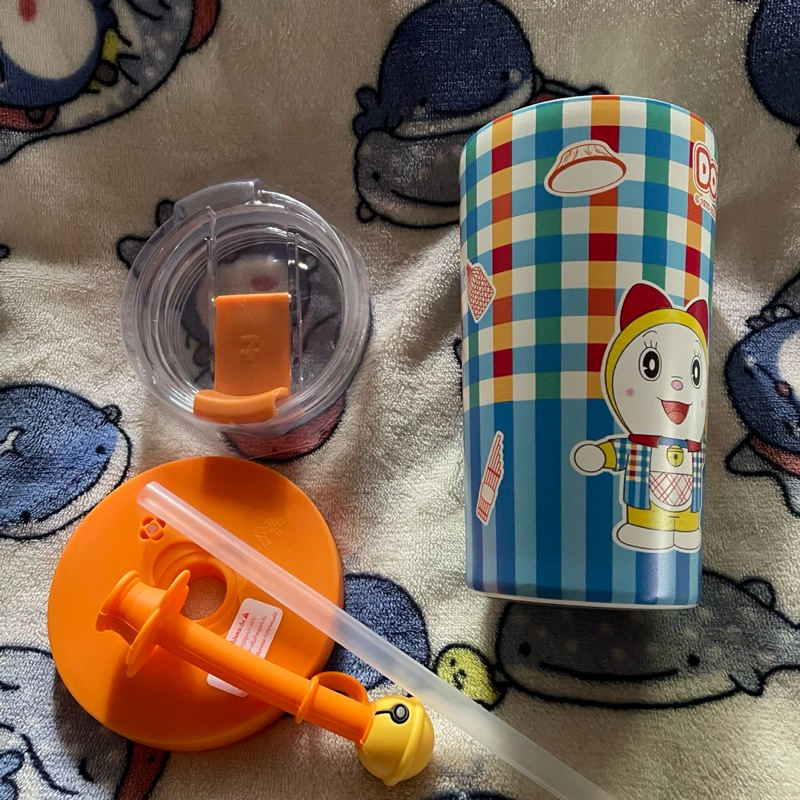 (พร้อมส่ง) กระบอกน้ำแยกร่าง พรีเมียม 7-11 โดเรม่อน