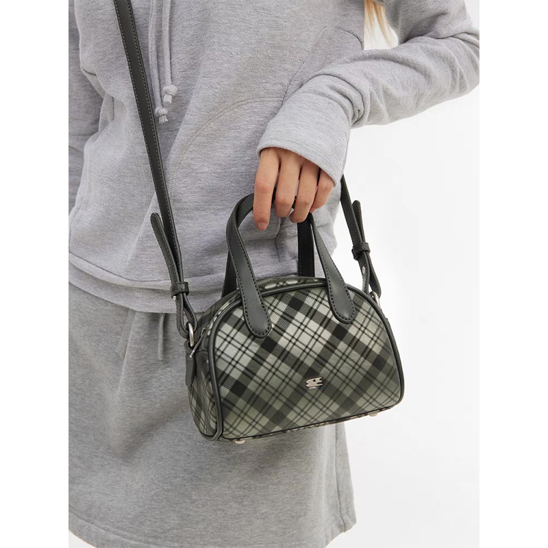 CryingCenter กระเป๋าสะพายข้าง/ครอสบอดี้ Mini Boston Plaid Glossy
