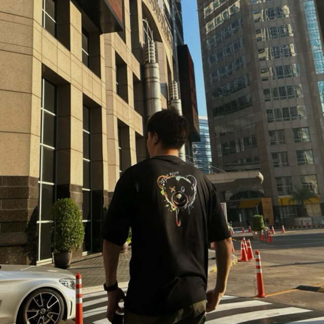 เสื้อยืด Oversize รุ่น Martin