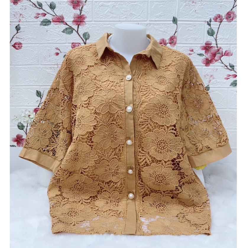 เสื้อลูกไม้ผ้าลินินคอเชิ้ต เสื้อลูกไม้กระดุมผ้าลินิน รอบอก42-46/48/50-52 นิ้ว ฟรีไซส์  คนแก่ใส่ทำบุญ