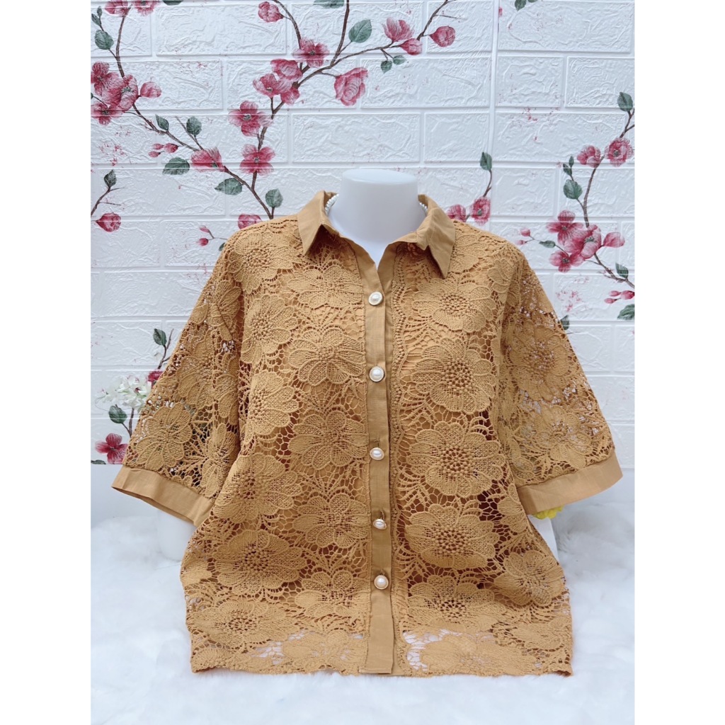 เสื้อลูกไม้กระดุมผ้าลินิน รอบอก44-46/48/50-52 นิ้ว ฟรีไซส์ เสื้อลูกไม้ใส่งานบุญ เสื้อคนแก่ใส่ งานบุญ