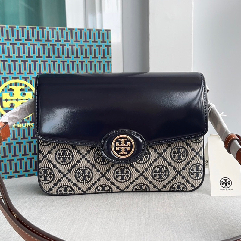 รับประกันแท้💯 Tory Burch Robinson T Monogram Convertible Shoulder Bag 152306