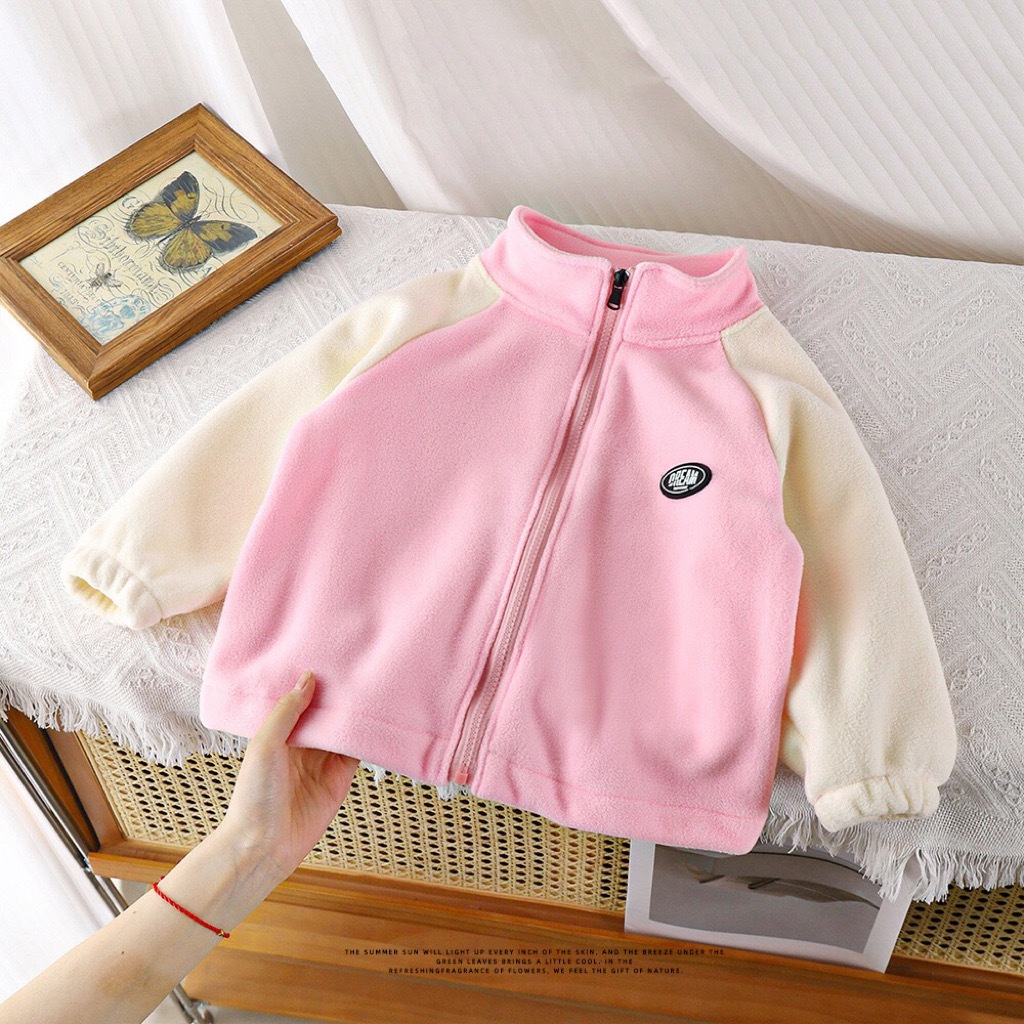 เสื้อกันกนาวเด็ก ผ้าขนมิ้นแบบนิ่มๆ กันหนาวได้ดี น่ารักๆ สินค้าพร้อมส่ง