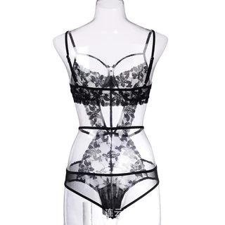 Sexy secrets⚜️⚜️ชุดชั้นในเซ็กซี่ ชุดบอดี้สูทเซ็กซี่.😍😍สามสี การออกแบบกลวง จัดส่งจากประเทศไทย.