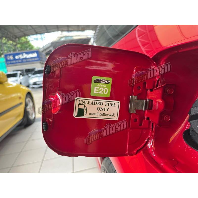 สติ๊กเกอร์ฝาน้ำมัน เติมน้ำมัน E20 สติกเกอร์คุณภาพสูง ไม่ทิ้งคราบกาวเมื่อลอกออก 3x3ซม.